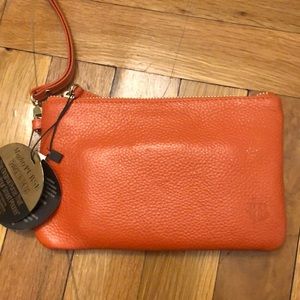 Mighty Purse Charge on the go wristlet